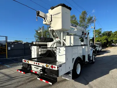 Used 2015 TEREX HR46M Bucket (boom) trucks Florida US | Truck and Van Outlet #1509249