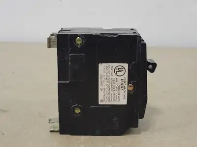 USED SQUARE D QO230