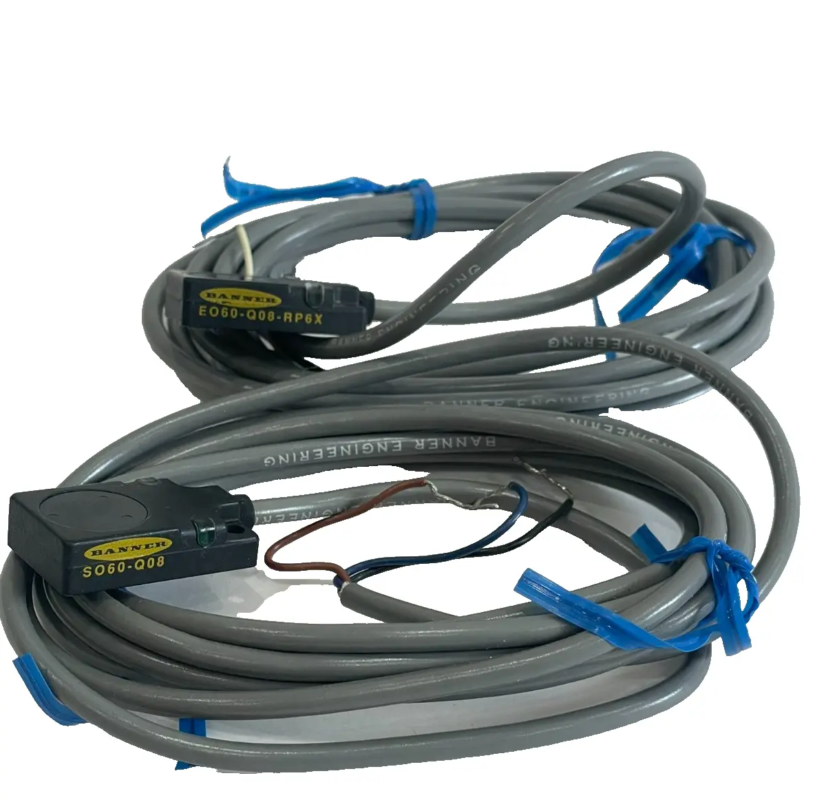 NEW BANNER ENGINEERING SO60-Q08 MINATURE SENSOR PAIR EO60-Q08-RP6X
