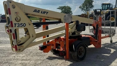 USED 2020 JLG T350
