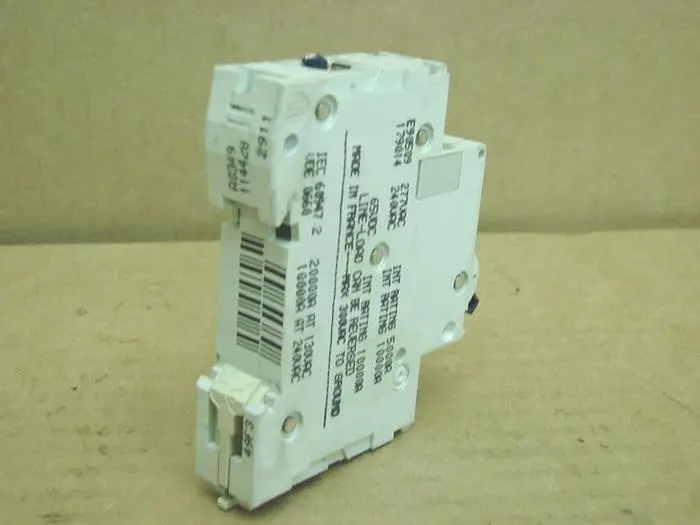 Used MERLIN GERIN C60N-4 Circuit Breakers Michigan US | Ideal Machinery #585125
