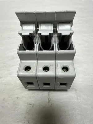 New | in-Stock FERRAZ SHAWMUT USCC3 Miscellaneous Equipment (Electrical & Power) | Surplus Asset Holdings #1195271
