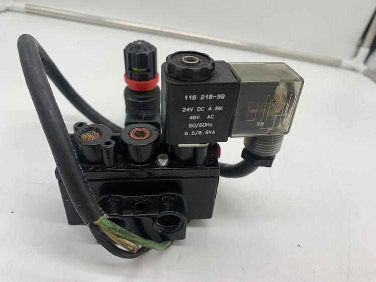 Used ARO A212SS-024-D Solenoid Regulators Arizona US | ASSET CONVERSION SPECIALISTS, INC. #321126