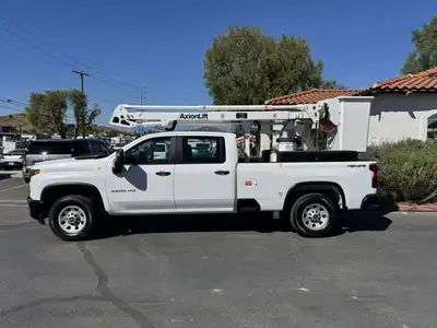 Used 2022 CHEVY 2500 Bucket (boom) trucks California US | Commerce Truck Equipment Sales #1548713
