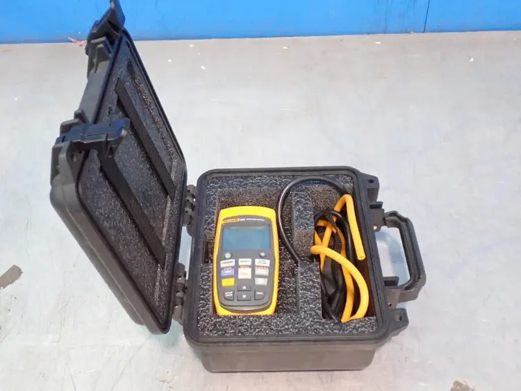 Used FLUKE 922 Air Velocity and Flow Ohio US | HGR 24 #1187259