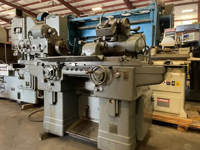 Used CINCINNATI 10×24 Universal Cylindrical Grinders Tennessee US | Pearl Equipment #1556199