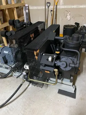 Water-Blow Molding Machine