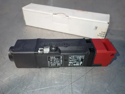 New | in-Stock OMRON D4SLN4HFGD Relays & Switches Ohio US | HGR 24 #754787