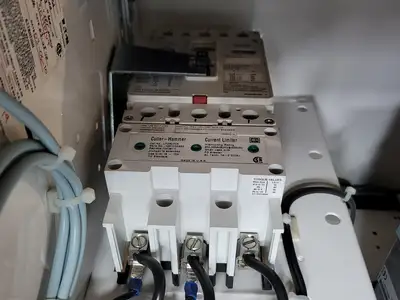Used EATON SVX025A1-5A4N1 Switchgears British Columbia CA | Lenmark #240330