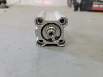 USED SMC NCQ2B25-50D