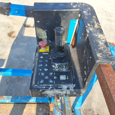 USED 2011 Genie GS-5390 RT