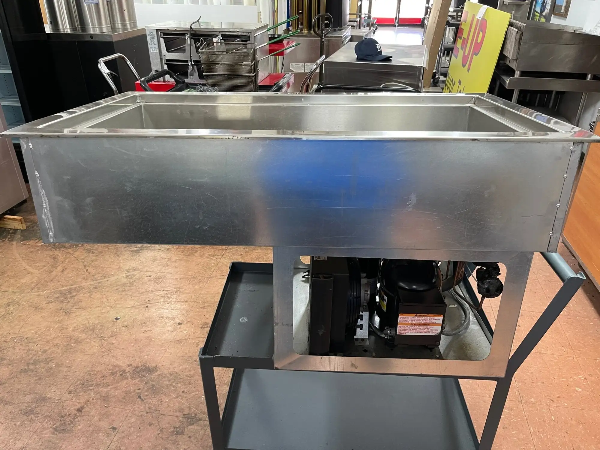 Used Wells Used Wells RCP-300 45" Drop-In Buffet Table Refrigerator insert with 3 Food Pan Capacity 120V Refrigerators Illinois US | Falcon Restaurant Supply #1376146