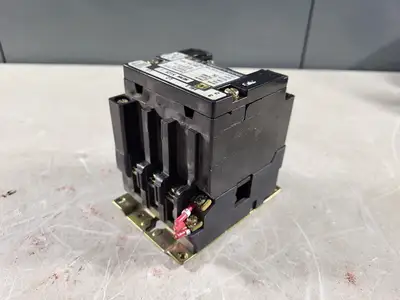USED SQUARE D 8536SCO3V02S