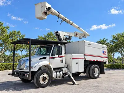 Used 2017 INTERNATIONAL _UNKNOWN_ Bucket (boom) trucks Florida US | TLC Truck & Equipment #1568909