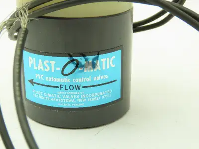 Plast-o-matic EUC2B4G20 Solenoid Valve PVC 1/4" NPT 120 PSI 120V Coil