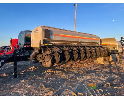 Used CRUSTBUSTER _UNKNOWN_ No-Till Drills Iowa US | Keast Enterprises #1360181