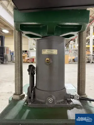 Used Carver 12 Ton Carver Platen Press, Model 4120 Hydraulic Presses Ohio US | Federal Equipment Company #1516565