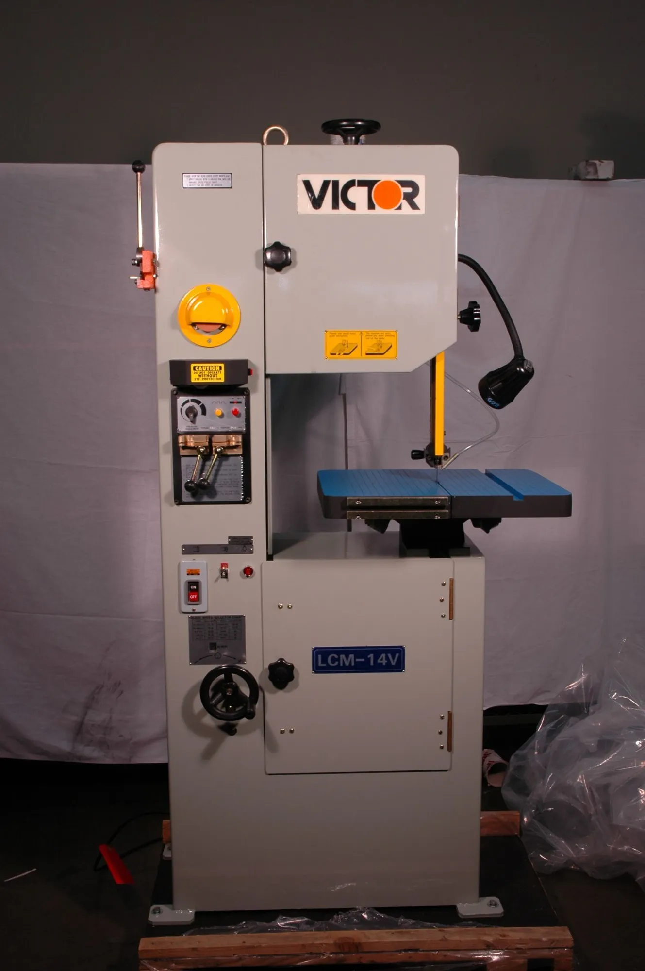 NEW VICTOR LCM-14VTS
