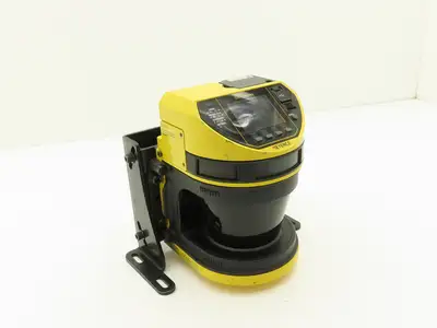 Keyence SZ-V04X Multi-function Laser Safety Scanner SZ-V Series 24VDC 8.4m READ