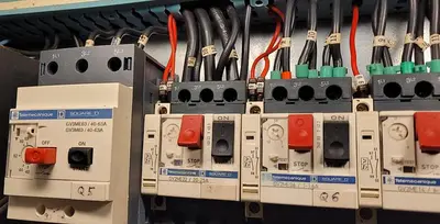 USED 2011 HOWIAL FINGER JOINTING LINE