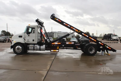 New | in-Stock 2025 MACK MD6 Rolloff Trucks Texas US | Roll Off Truck World #1491872