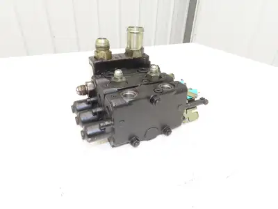 Husco 5000CC-C23 G Hydraulic 3-Spool Forklift Mast Control Valve Off EC25KE