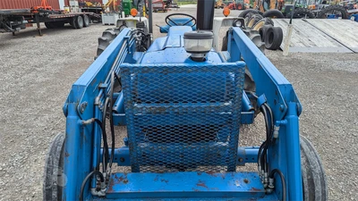 USED 1990 FORD 4630