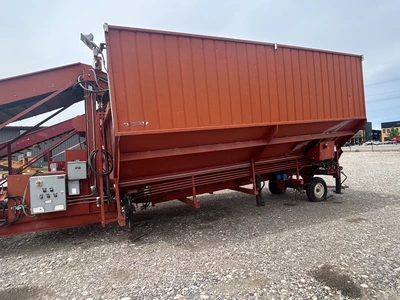 Used _UNKNOWN_ _UNKNOWN_ Seed Tenders Idaho US | Tri-Steel Manufacturing #1557132