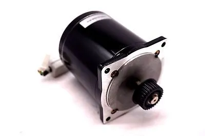 NEW NANOTEC OCE4H8618M1408-A STEPPING MOTOR 1.7V 8.5A OCE4H8618M1408A