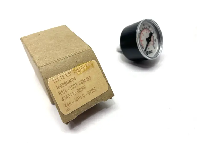 New | in-Stock SMC Pressure Gauge 1/4" NPT 160PSI Air Gages Michigan US | Maverick Industrial Sales #1398437