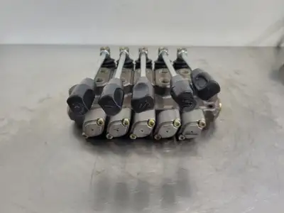 NEW SALAMI VDM05-DDDDD-U1S