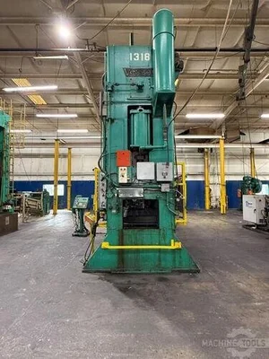 USED 1974 VERSON PRESS S2-250-96-60T