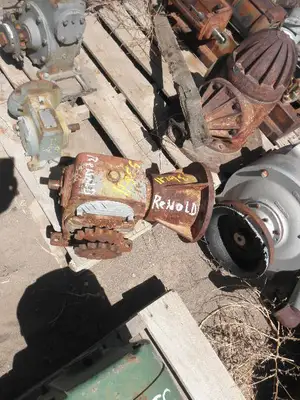 USED RENOLD SIZE 30