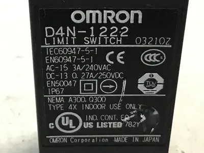 USED OMRON D4N-1222