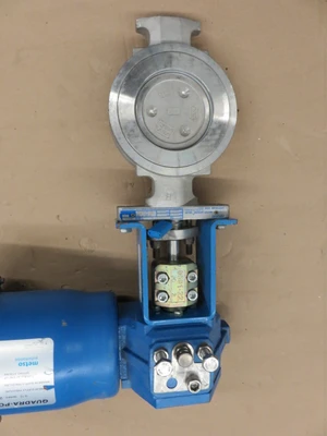Jamesbury 4"-150 Wafer Sphere / Butterfly Valve with Pneumatic Actuator Unused