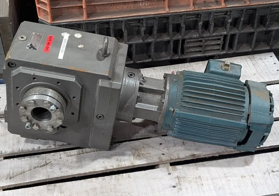Reliance Stober 2HP Geared Motor Assembly 1680 IN 13.6 OUT K614WG1230MR160 Used