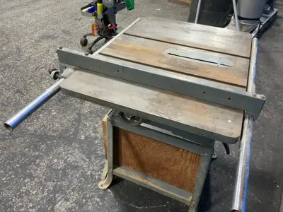 Used DELTA ROCKWELL 34400 Woodworking Table Saws Ohio US | HGR 24 #1064715