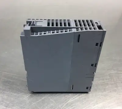 USED MITSUBISHI Q10UDHCPU