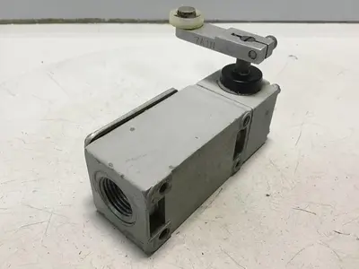USED TELEMECANIQUE C3JK04