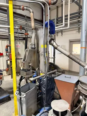 HARTIG REPROCESSING LINE Extruderanlage für Compoundierung und Regenerierung | Perry Equipment (15)