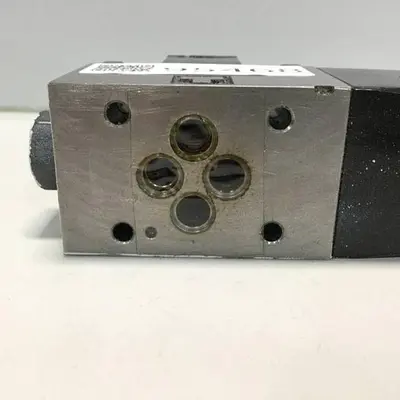 USED VICKERS DG4V32AMP7H750