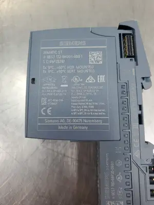 USED Siemens 6ES7132-6HD01-0BB1 PLC Module w/6ES7193-6BP20-0BB1 Base
