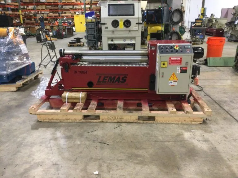 NEW LEMAS, PIRANHA ROUNDO 11 GA X 4' PLATE ROLL ........ .. INCLUDES CONE ROLLING ATTACHMENT......2 YEAR WARRANTY