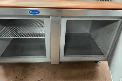 Used Randell Used Randell Self Contained Commercial Work Top Freezer 120V Worktop Freezers Illinois US | Falcon Restaurant Supply #1376350