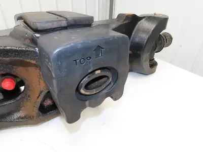 Hyster E80XN Forklift Rear Axle Dual Hydraulic Steering Assembly 8527474