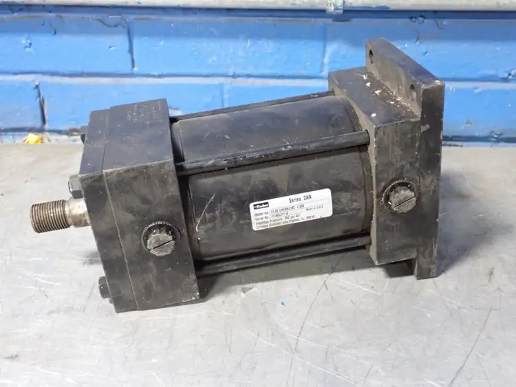 Used PARKER 04.00 CH2ANU18C 4.000 Pumps Ohio US | HGR 24 #837679