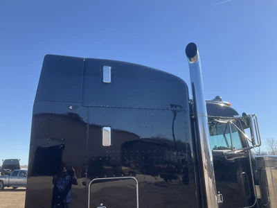 USED 2000 PETERBILT 379