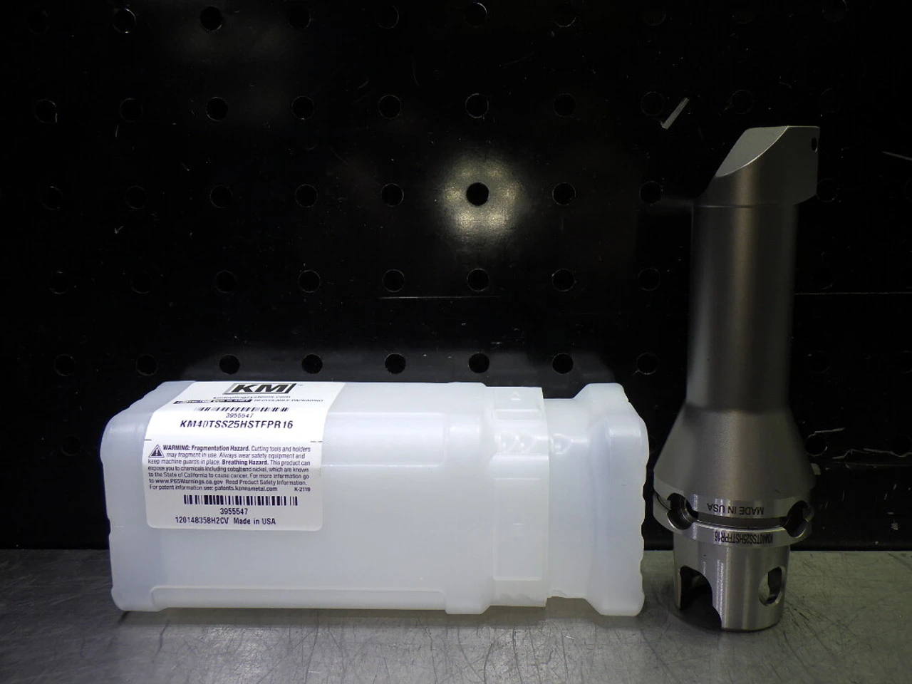Kennametal KM40Ts Coolant Thru Boring Bar / Head KM40TSS25HSTFPR16 (LOC2282)