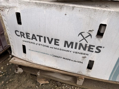 USED CREATIVE MINES VENEER APPROXIMATELY 68SQ FT