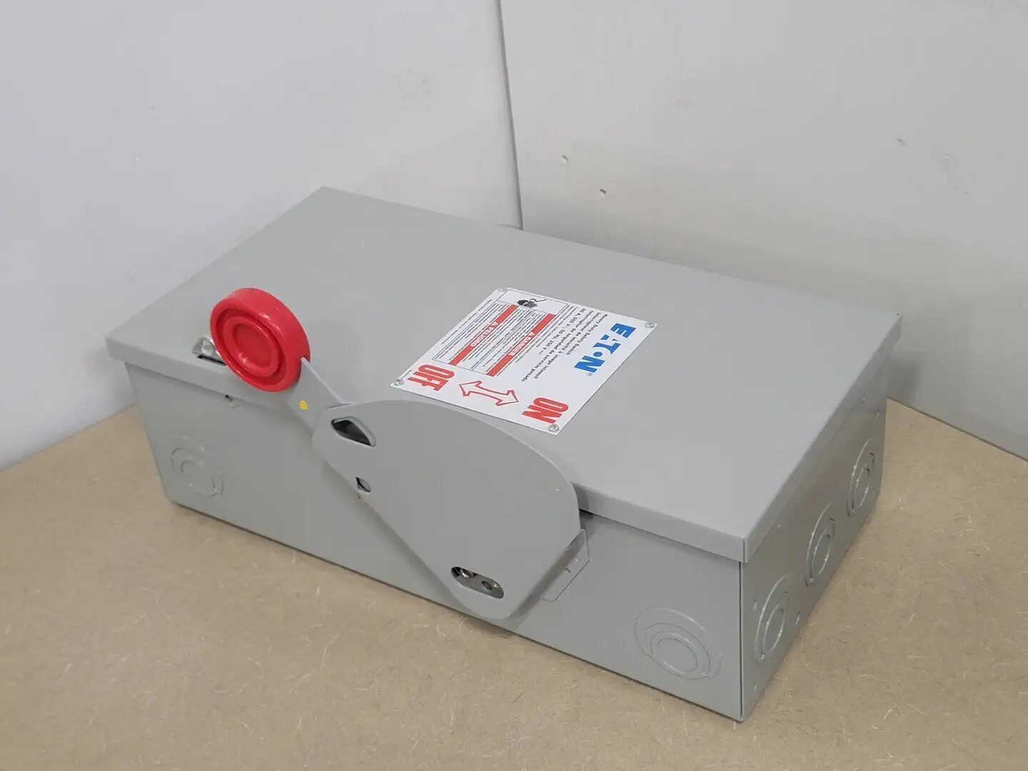 NEW EATON 1HD362NF